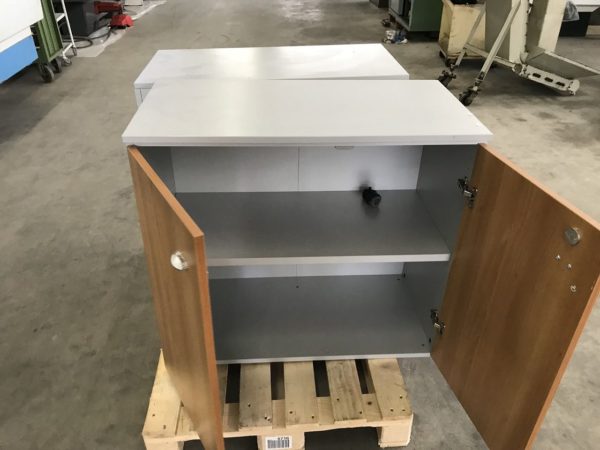 WOODEN CABINET WITH 2 SWINGINGS