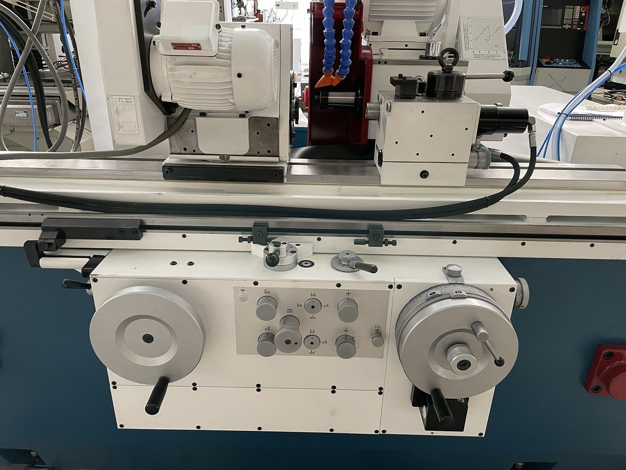 CYLINDRICAL GRINDING MACHINE STUDER S301 Scemama