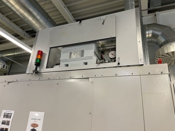 INSTALLATION DE NETTOYAGE ROLL TYPE RCTS 048-032-020-03