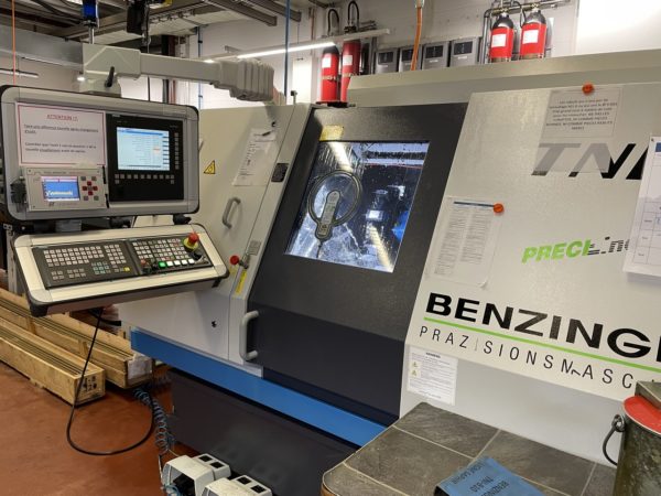 CNC TURNING MACHINE "BENZINGER" TYPE TNI-B10