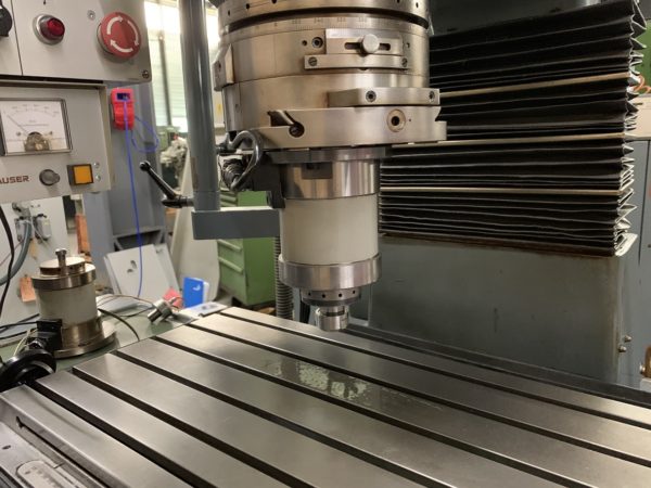 RECTIFIEUSE PAR COORDONNEES "HAUSER" TYPE 3-SMO