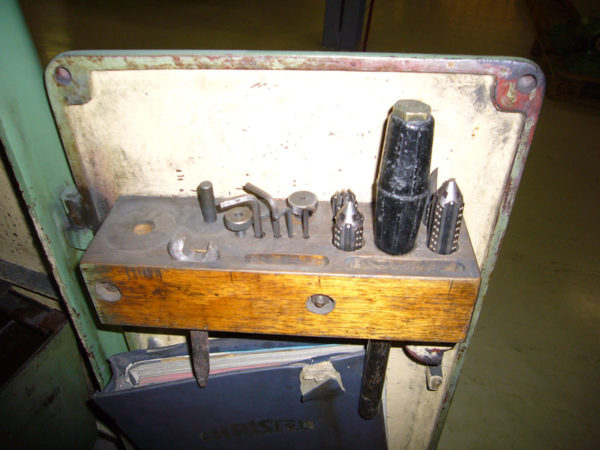 BOHRER-SCHLEIFMASCHINE "CHRISTEN" TYP 2-32