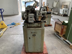 MACHINE A TAILLER "WAHLI" TYPE W-90