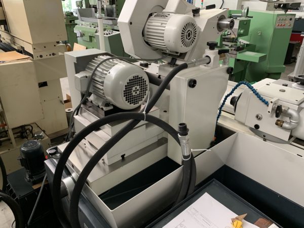 RECTIFIEUSE CYLINDRIQUE "TSCHUDIN" HTG-610