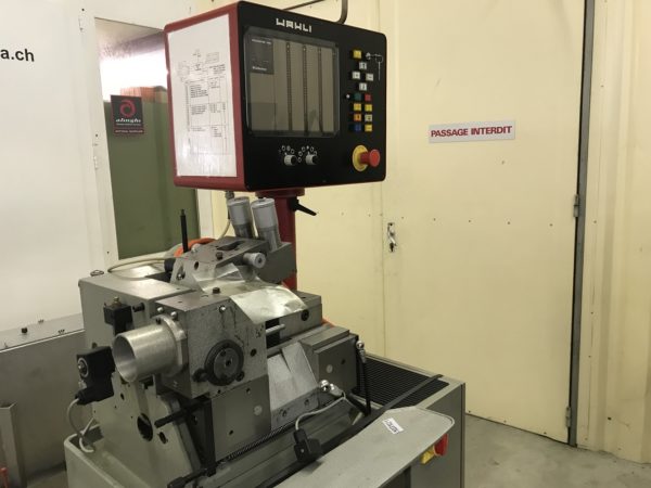 MACHINE A TAILLER "WAHLI" TYPE W-92