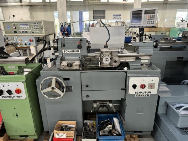 LEITSPINDELDREHBANK "SCHAUBLIN" TYP 102N-VM W-25