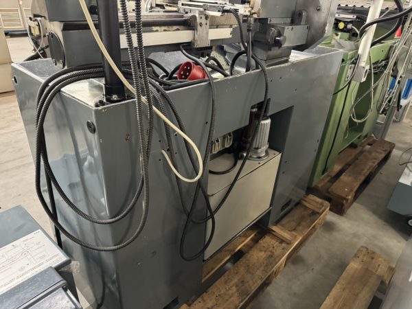 LEITSPINDELDREHBANK "SCHAUBLIN" TYP 102N-VM W-25