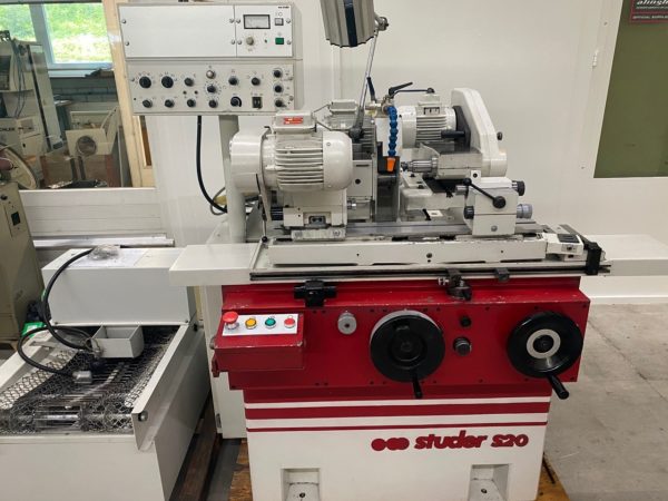 RECTIFIEUSE CYLINDRIQUE "STUDER" TYPE S-20 2