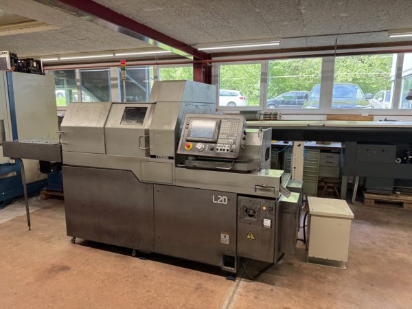 TOUR AUTOMATIQUE CNC "CITIZEN" CINCOM L-20 VIII
