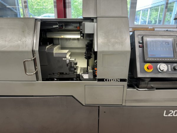 TOUR AUTOMATIQUE CNC "CITIZEN" CINCOM L-20 VIII