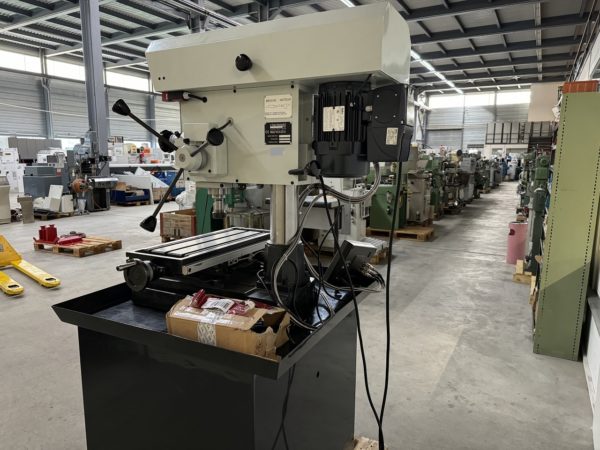 PERCEUSE FRAISEUSE "CINCINNATI" TYPE NFT-320 V