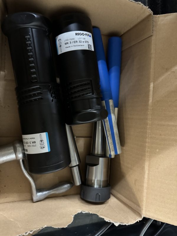 PERCEUSE FRAISEUSE "CINCINNATI" TYPE NFT-320 V
