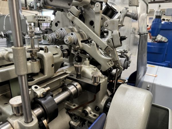 TOUR AUTOMATIQUE A DECOLLETER "TORNOS" TYPE M-7