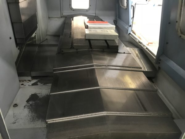 CENTRE D'USINAGE VERTICAL "SCHAUBLIN" TYPE 100-CNC