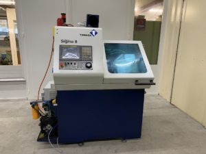 TOUR CNC A POUPEE MOBILE "TORNOS" MICRO 8