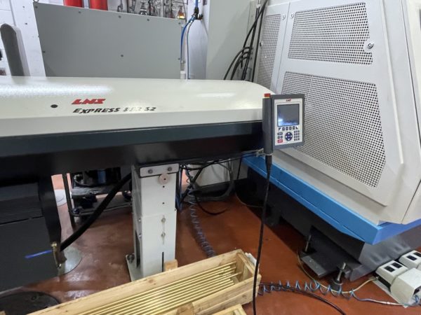 CNC TURNING MACHINE "BENZINGER" TYPE TNI-B10