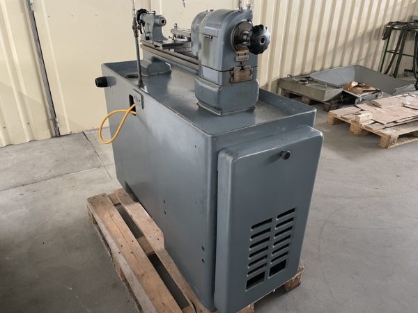TOUR OUTILLEUR "SCHAUBLIN" TYPE 102-80 TO W-20