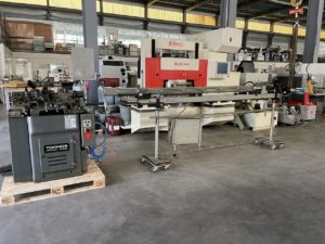 TOUR AUTOMATIQUE A DECOLLETER "TORNOS" TYPE T-4