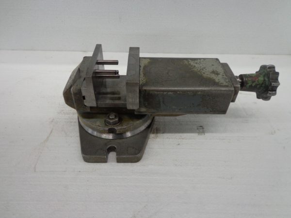 VICE "" JAWS WIDTH 105 MM