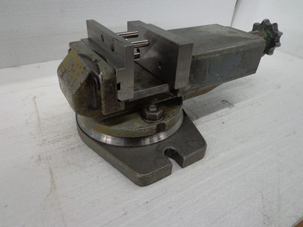 VICE "" JAWS WIDTH 105 MM