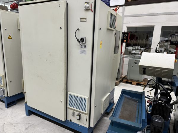 CENTRE D'USINAGE WILLEMIN-MACODEL W-408S