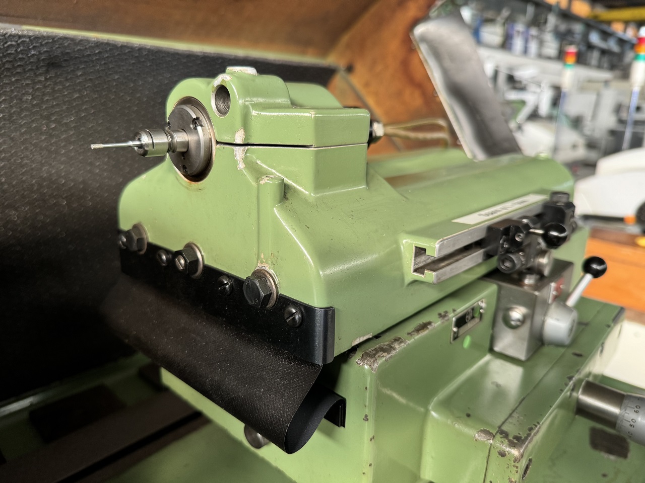 RECTIFIEUSE INTERIEURE "TRIPET" MUR 100