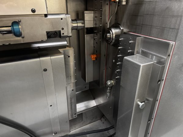TOUR AUTOMATIQUE CNC "TORNOS" DECO 2000 - 13a