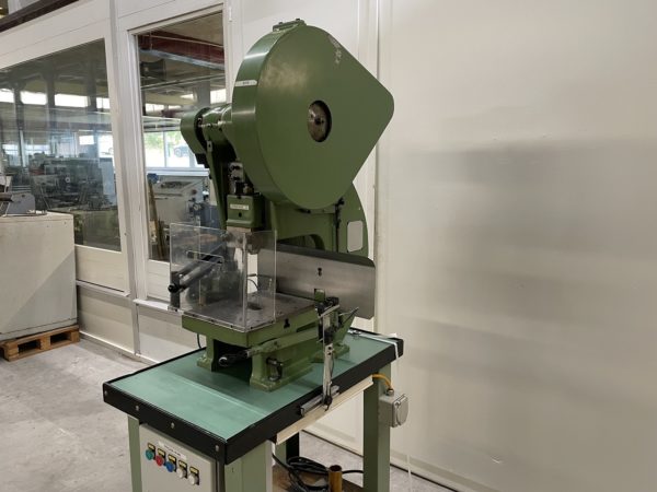 PRESSE EXCENTRIQUE "BEUTLER" D8-200