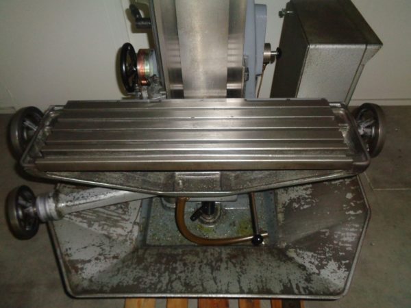 FRAISEUSE UNIVERSELLE SCHAUBLIN 13