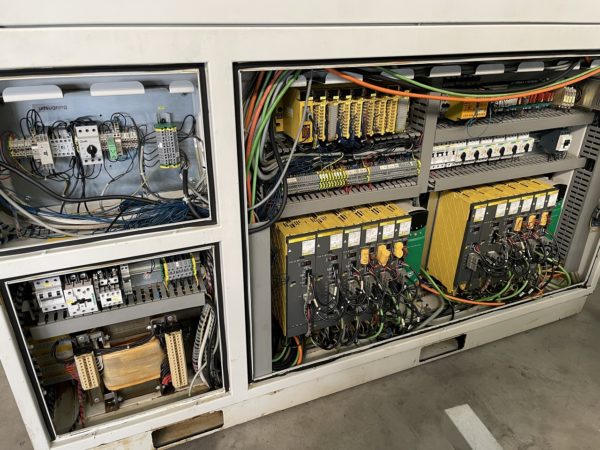TOUR AUTOMATIQUE CNC TORNOS DECO 20