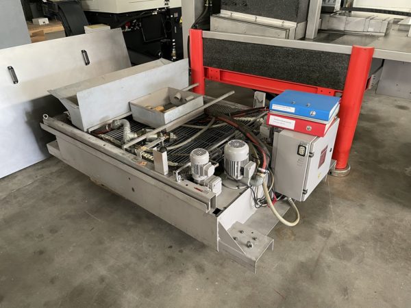 RECTIFIEUSE CENTERLESS "TSCHUDIN" ECOLINE 400 CNC
contrôle Fanuc 21i-MB unité de dressage Dr. Kaiser, 
Révision par Tschudin Suisse en 2017
Year 2006