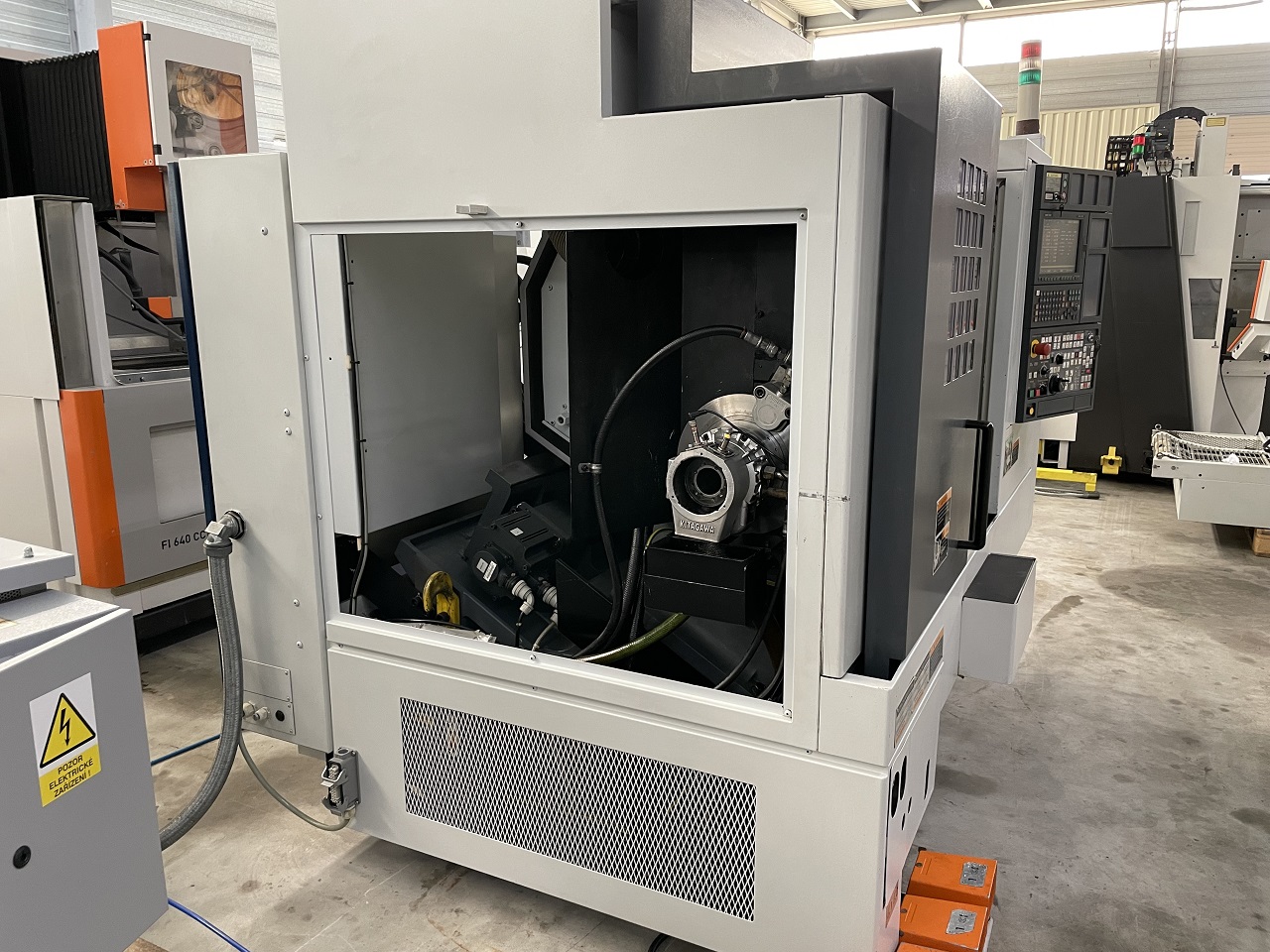 CENTRE DE TOURNAGE ET FRAISAGE "MORI-SEIKI" TYPE NL1500-SMC CENTRE DE TOURNAGE ET FRAISAGE "MORI-SEIKI" TYPE NL1500-SMC