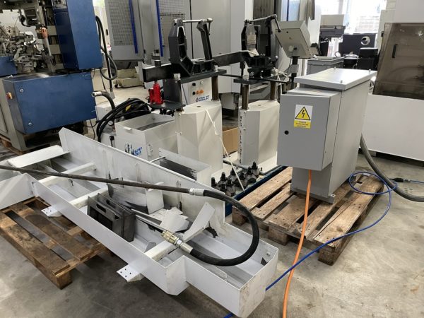 CENTRE DE TOURNAGE ET FRAISAGE "MORI-SEIKI" TYPE NL1500-SMC