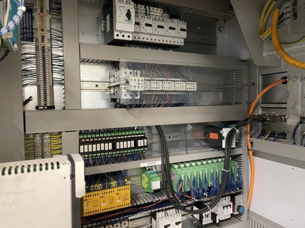 RECTIFIEUSE CYLINDRIQUE "STUDER" S36 CNC