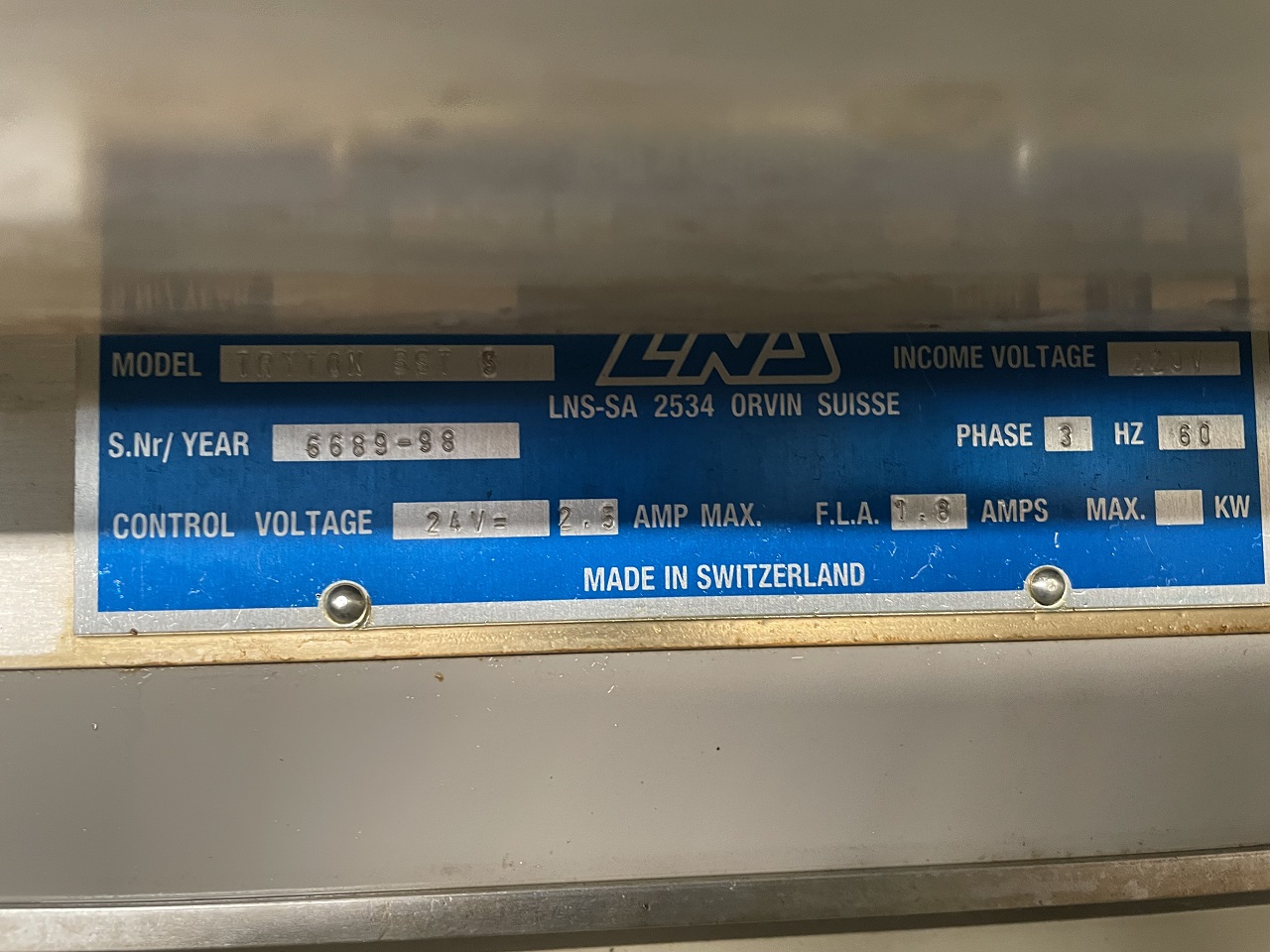 RAVITAILLEUR LNS TRYTON SST 5