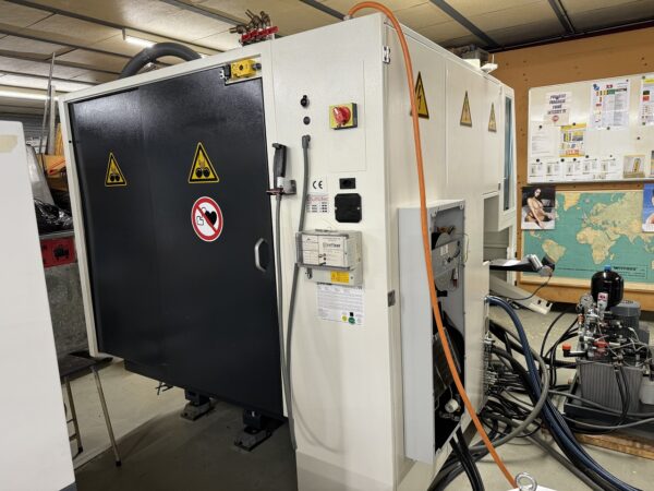 CENTRE DE TOURNAGE ET FRAISAGE "BUMOTEC" S-191FTL-PRM