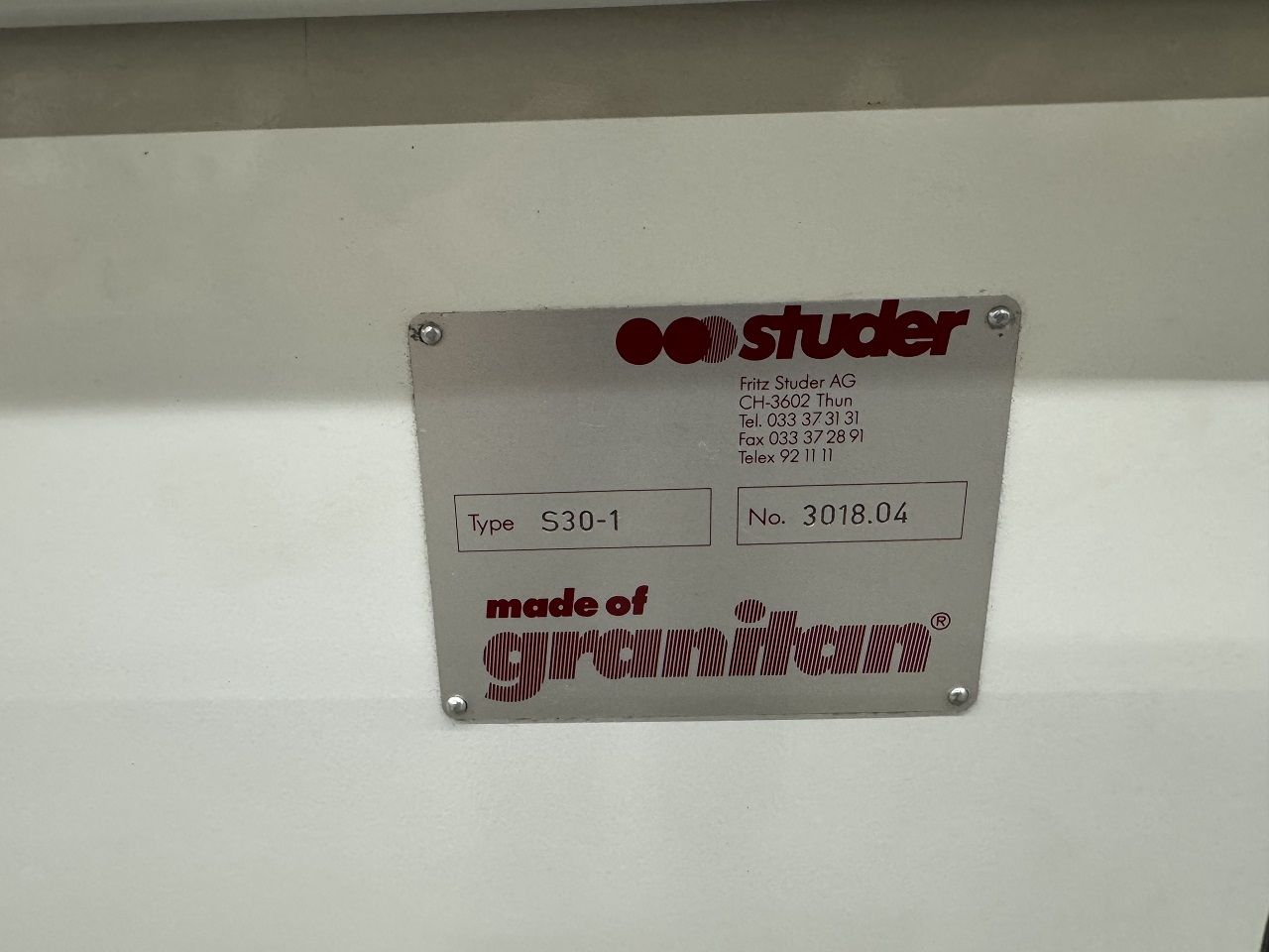 RECTIFIEUSE CYLINDRIQUE STUDER S30-1
hauteur de pointes 125 mm., entre-pointes 650 mm