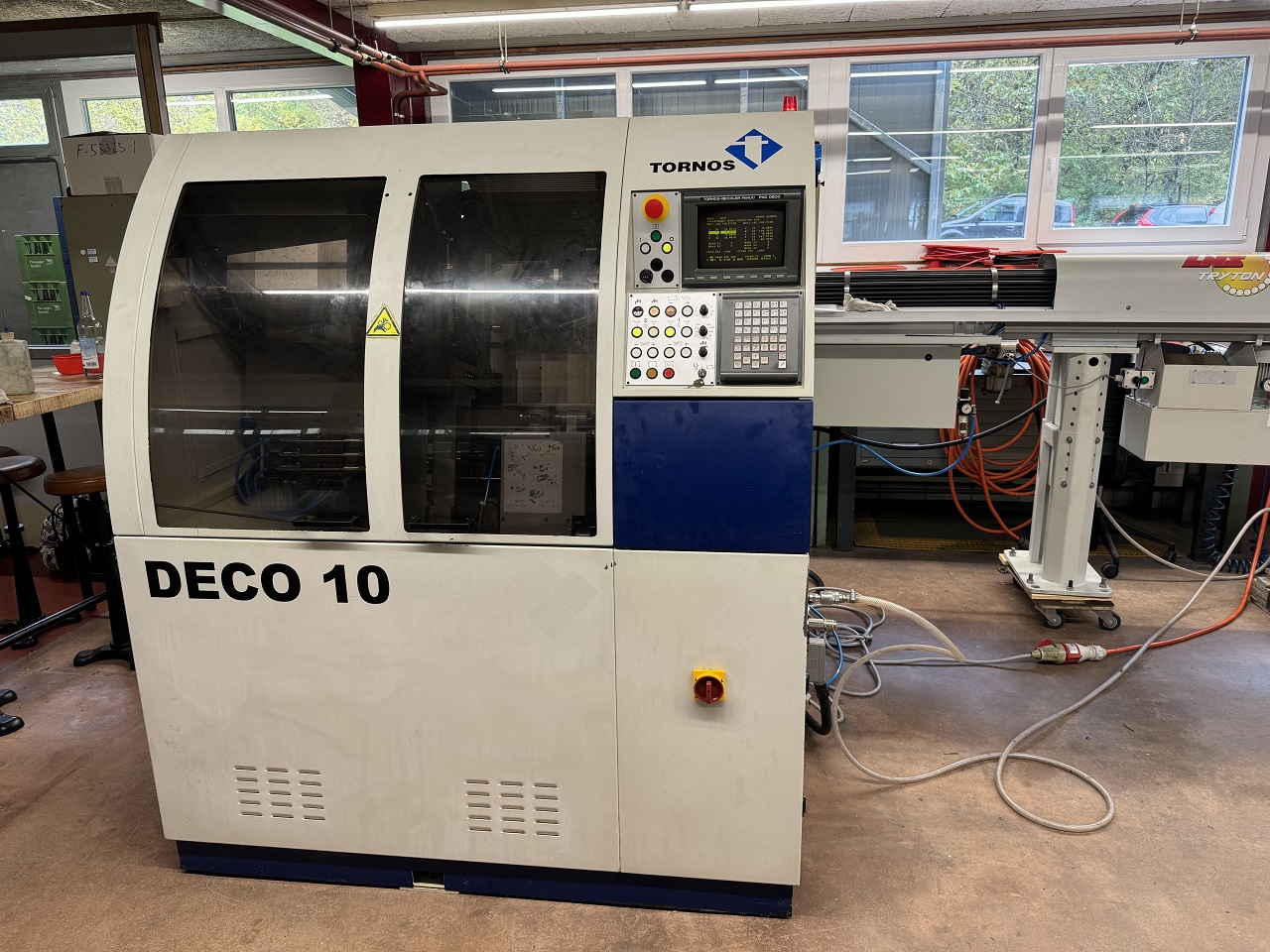 TOUR AUTOMATIQUE CNC TORNOS DECO 10