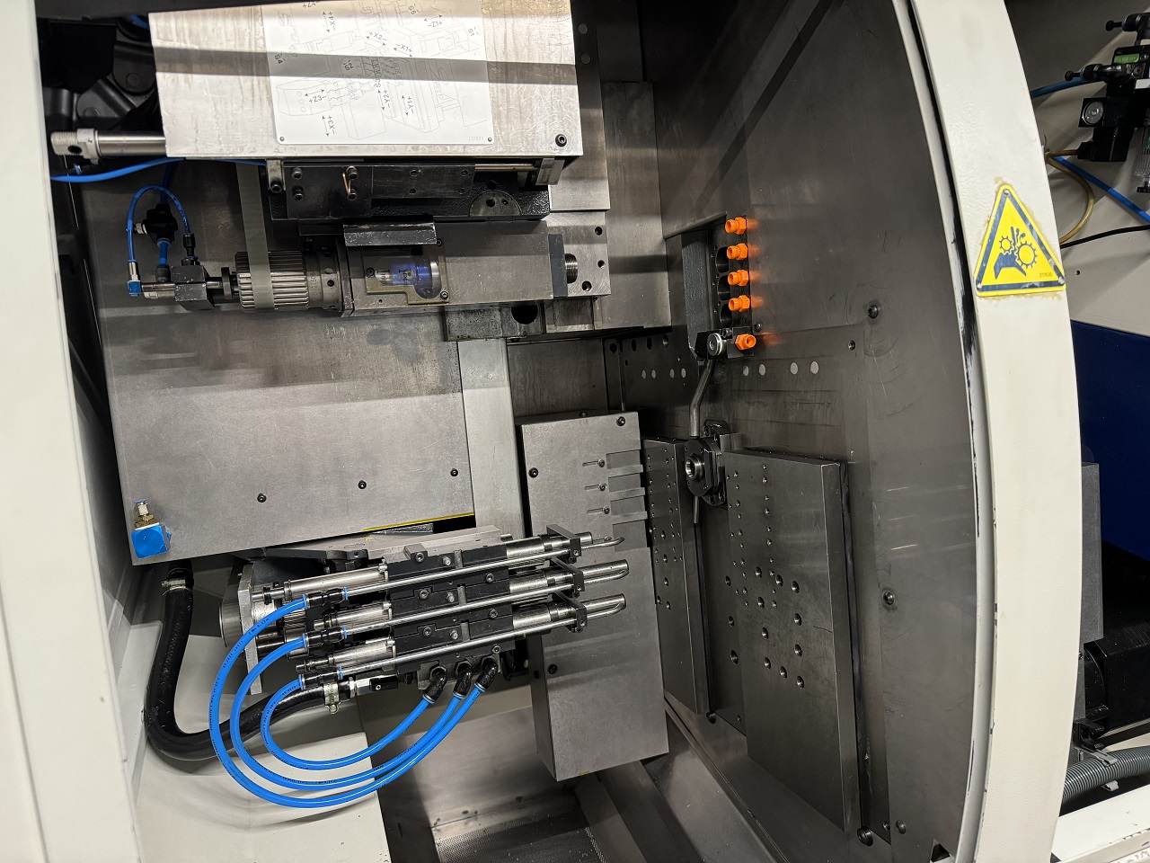 TOUR AUTOMATIQUE CNC TORNOS DECO 10