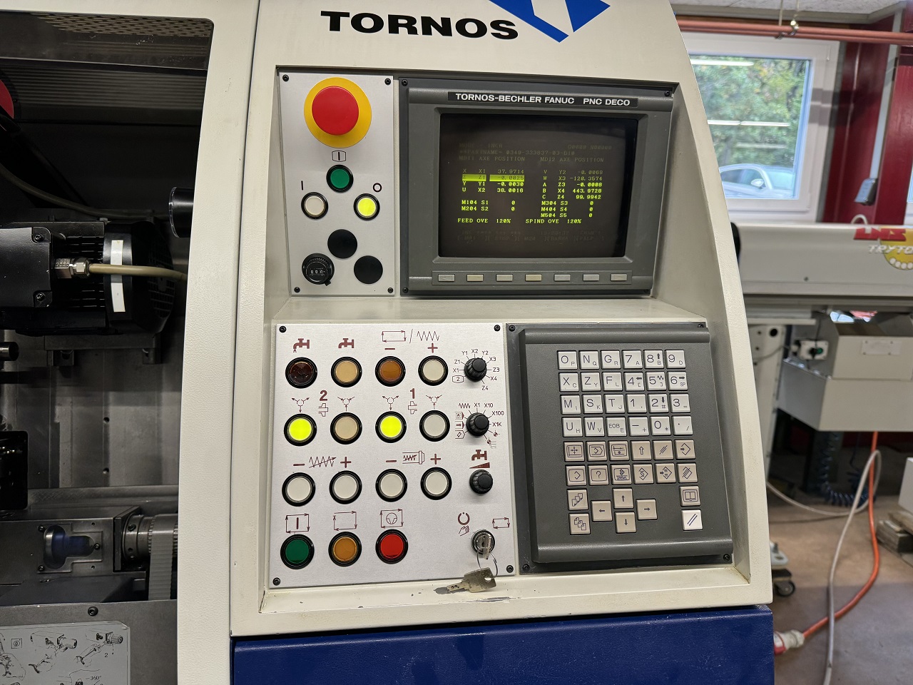 TOUR AUTOMATIQUE CNC TORNOS DECO 10