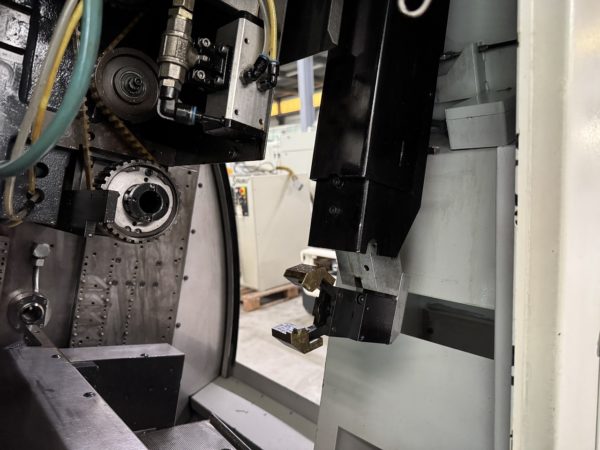 TOUR AUTOMATIQUE CNC TORNOS DECO 20