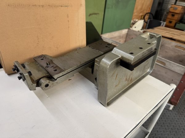 TABLE POUR CHARGEUR W20