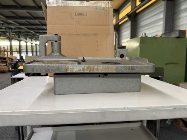 SUPPORT POUR CHARGEUR W-25