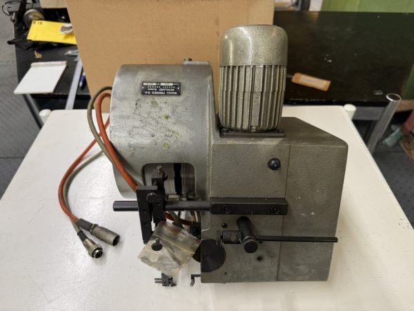 CHARGEUR AUTOMATIQUE WAHLI W-39