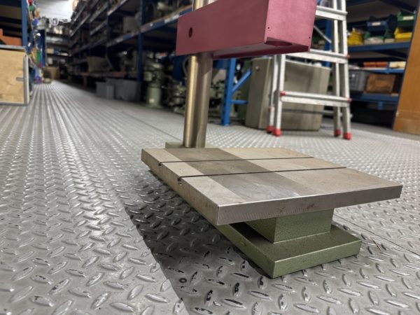 SUPPORT AVEC TABLE POUR PERCEUSE SALLAZ B 160