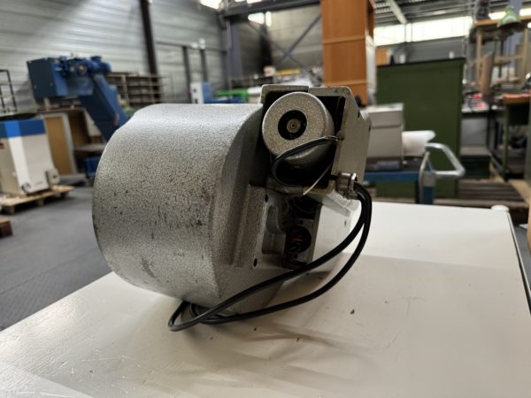 CHARGEUR AUTOMATIQUE WAHLI W-25