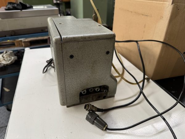 AUTOMATISCHES LADEGERAET WAHLI W-38
