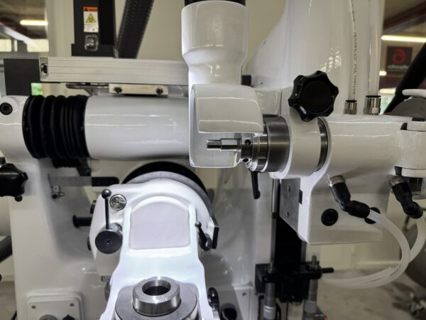 AFFÛTEUSE UNIVERSELLE EWAG WS-11