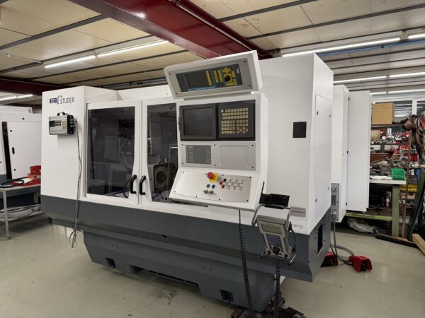 RECTIFIEUSE CYLINDRIQUE STUDER S31 CNC