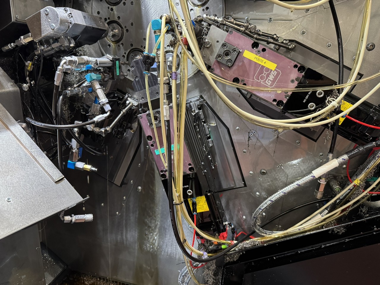 TOUR AUTOMATIQUE A DECOLLETER CNC TORNOS MULTISWISS 8X26 TOUR AUTOMATIQUE A DECOLLETER CNC TORNOS MULTISWISS 8X26